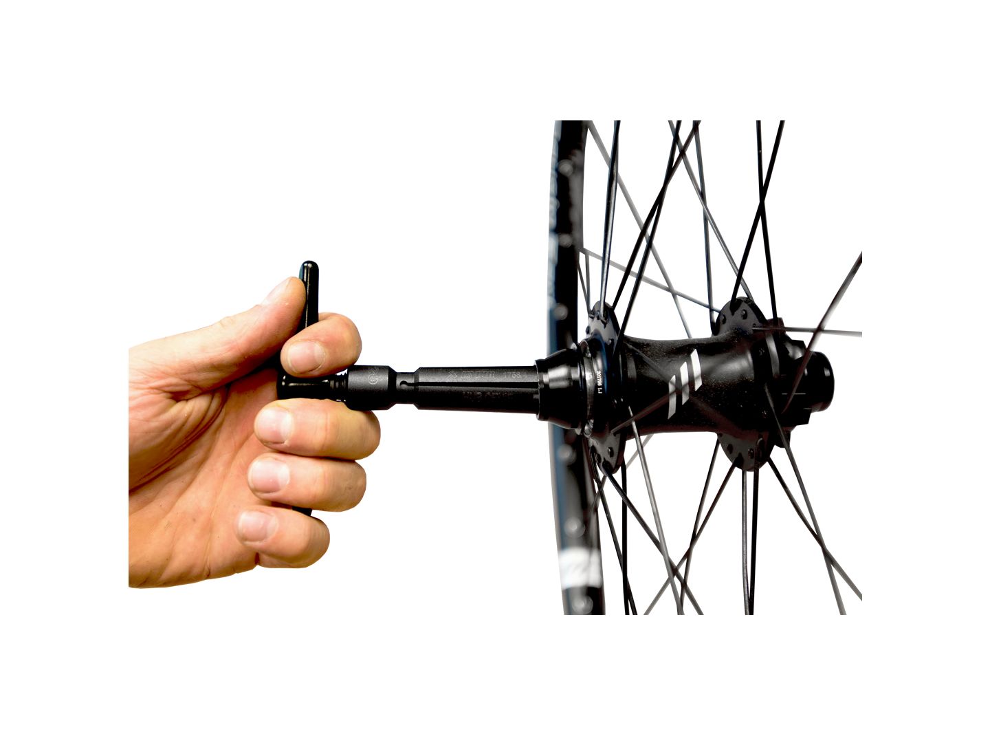 Tool Unior Hub Genie 12 & 15mm Hubs